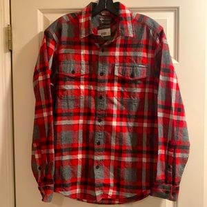 NEW — SALE -- Eddie Bauer 100% Cotton Plaid Shirt -- Size M